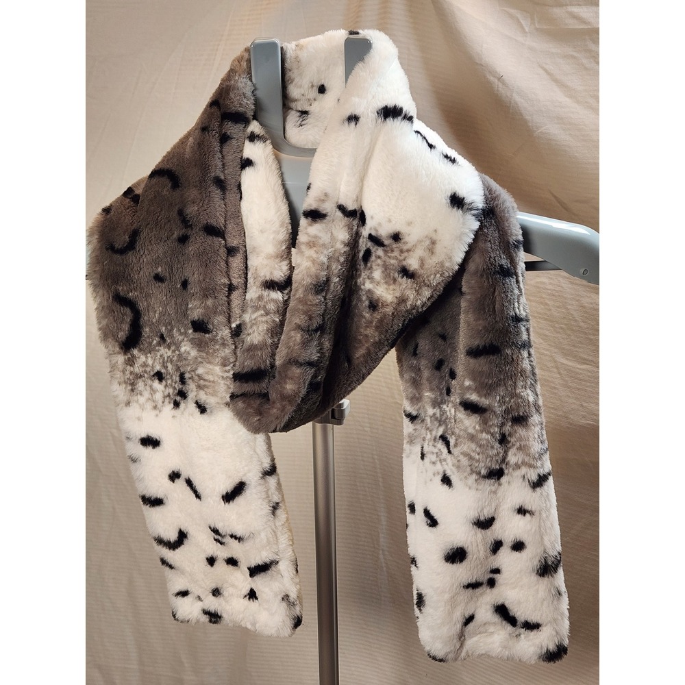 Minky Couture Leo Silver Convertible Faux Fur Snap Scarf Wrap